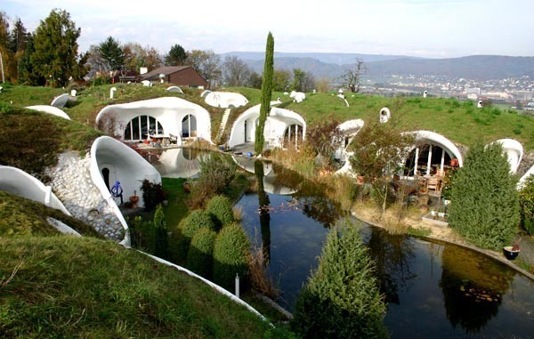 EARTH HOUSE 1 (DIETIKON, SWITZERLAND)