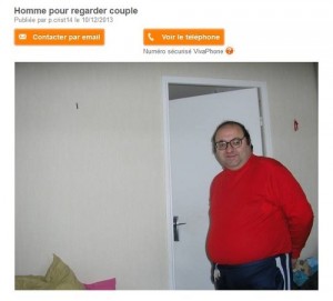 Voter pour Le voyeur porte un pull rouge