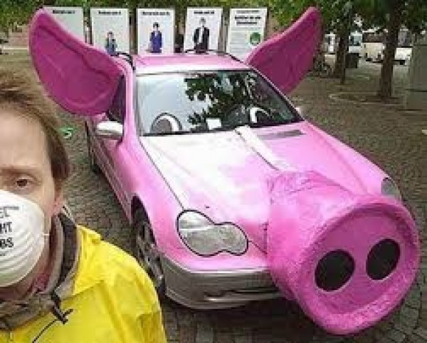 Voiture Dumbo à groin