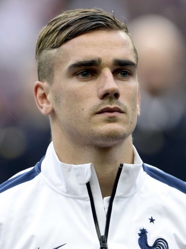 Les tempes bien dégagées Antoine Griezmann