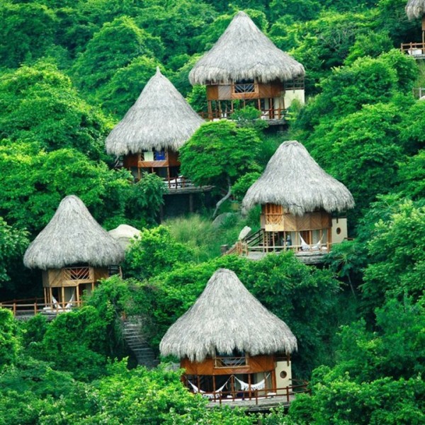 Dans le hamac d’une de ces petites huttes de Santa Marta en Colombie