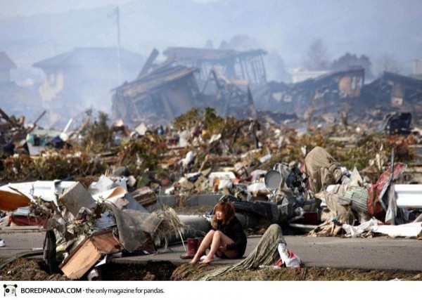 Mars 2011 apres le Tsunami à Natori, Japon