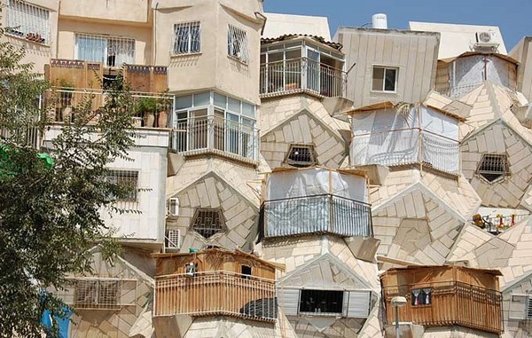 HONEY BEE HIVE HOUSE (JERUSALEM, ISRAEL)