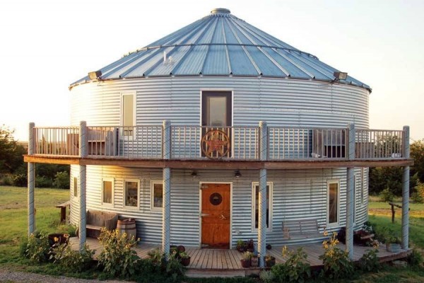 une maison dans un silo à grains en Arizona